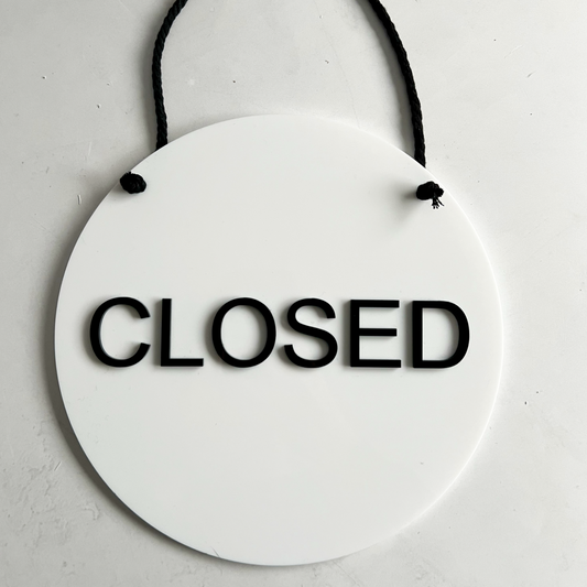 Open / Closed Hanging Sign